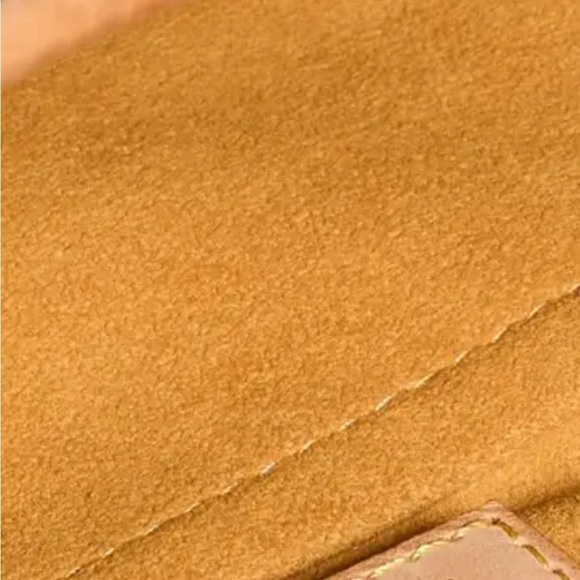 2006 Louis Vuitton Denim Pleaty Handle
Bag - Picture 10 of 12